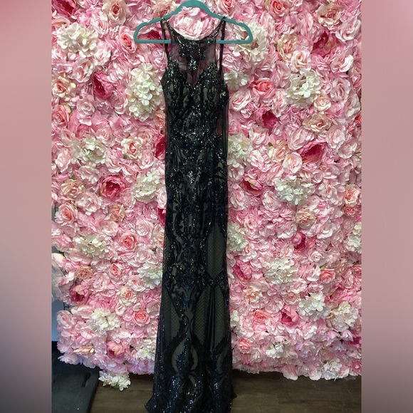 Jasz Couture 6302 Size 4 Black High Neck Sleeveless Beaded Long Dress - Picture 2 of 5